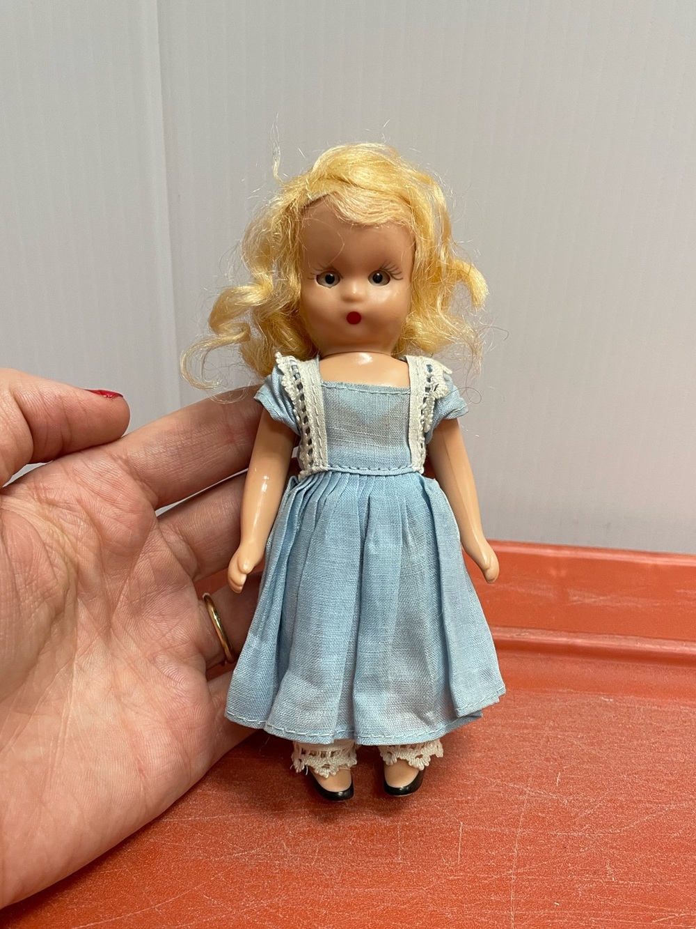 1950s NANCY ANN STORYBOOK DOLL 5.5”